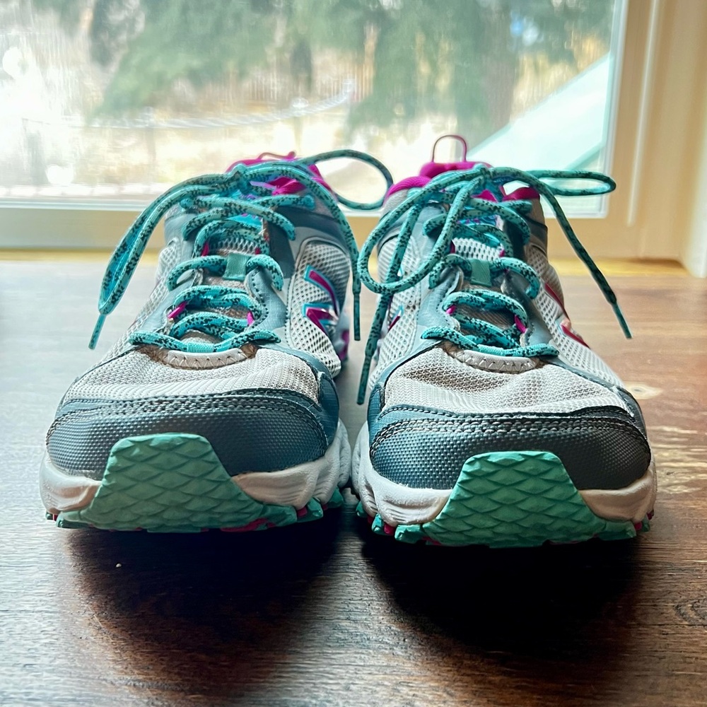 ✨ Closet Refresh - New Balance Trail 612 All Terrain Gray & Pink Hiking Shoes - Picture 4 of 12